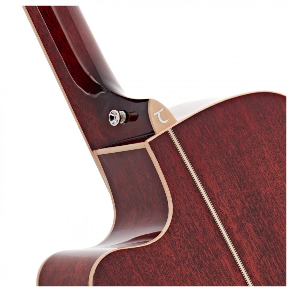Tanglewood TW4-E-R Winterleaf Red Gloss