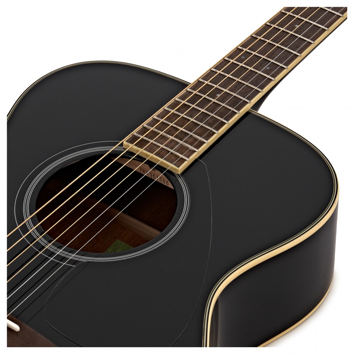 Yamaha FS820II Black