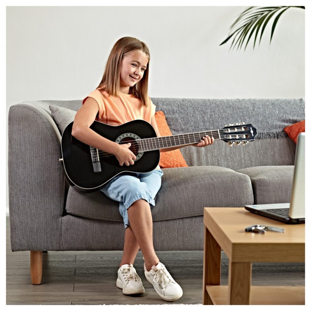 Junior 1/2 Classical Guitar by Gear4music Union Jack