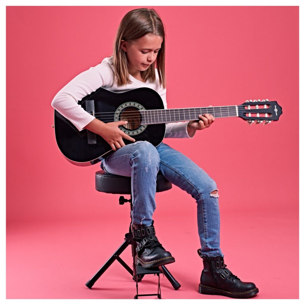 Junior 1/2 Classical Guitar Pack Pink by Gear4music
