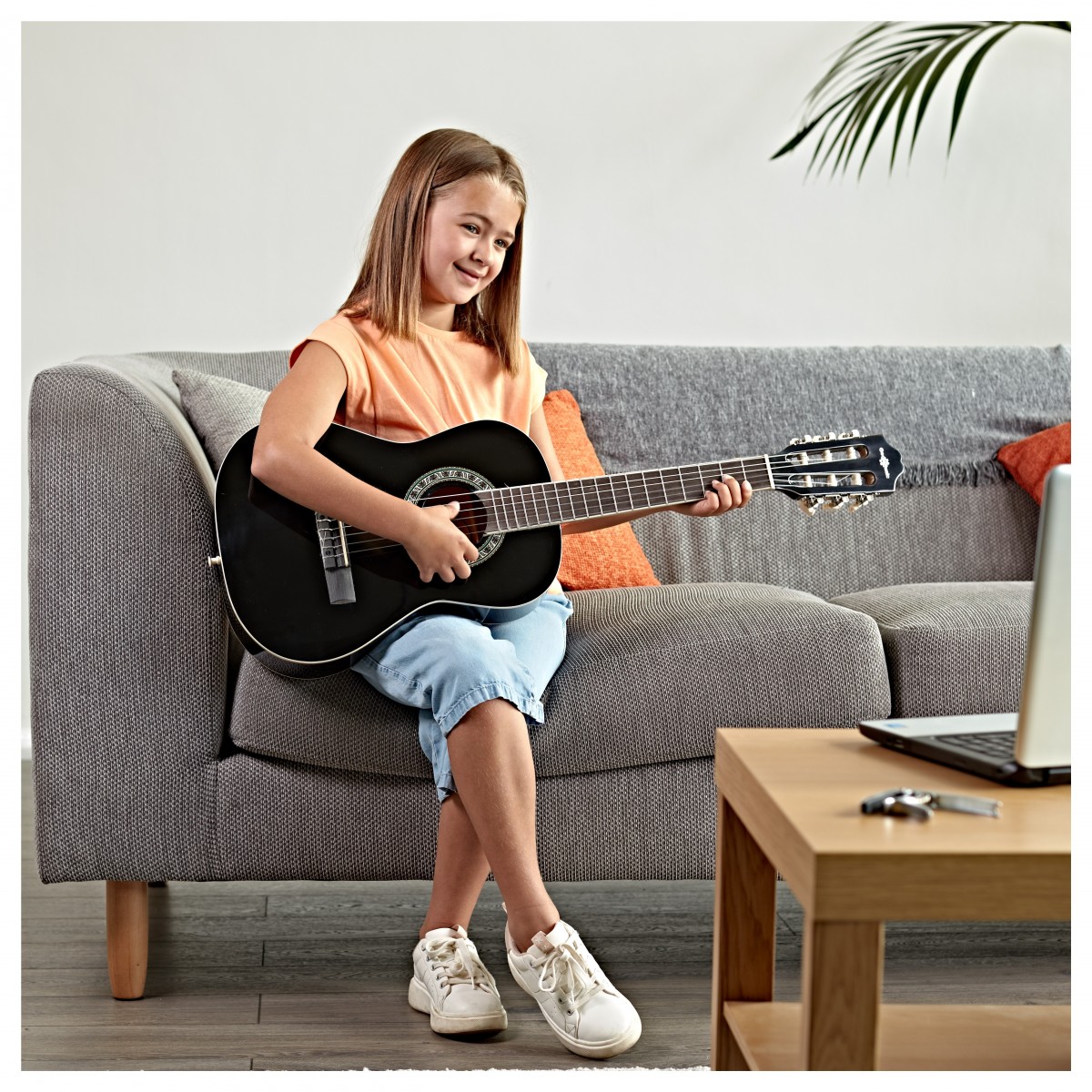 Junior 1/2 Classical Guitar by Gear4music Sunburst