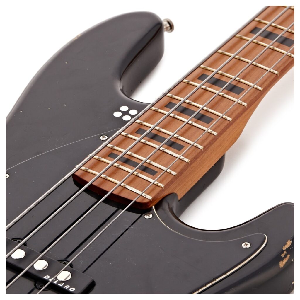 Sandberg California TT 4-String Hardcore Aged Black