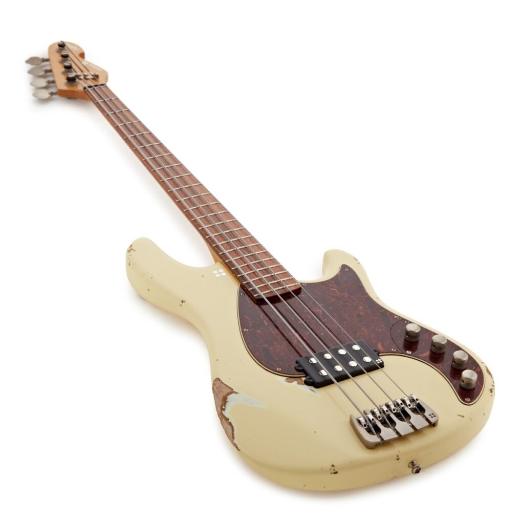 Sandberg California VM 4-String Hardcore Aged Creme