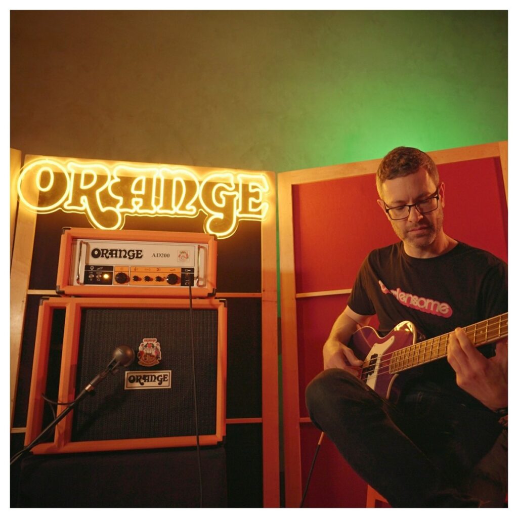Orange AD200B-V2 200W Bass Head Orange
