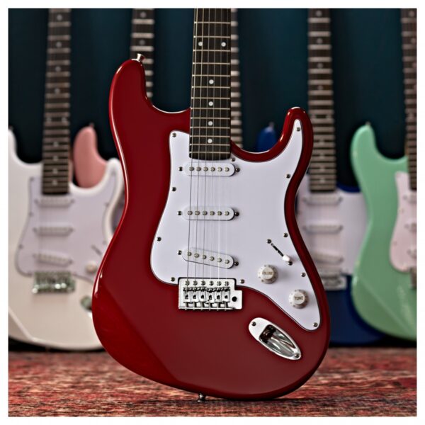 LA Electric Guitar Red 15W Guitar Amp & Ultimate Accessory Pack