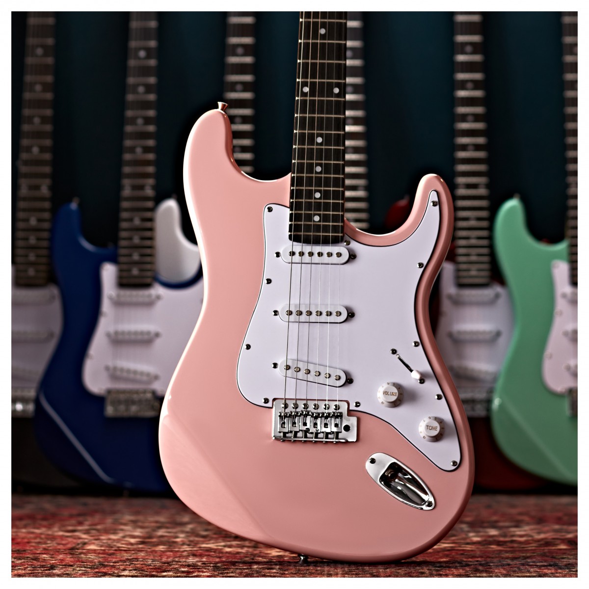 LA Electric Guitar Pink 15W Guitar Amp & Ultimate Accessory Pack