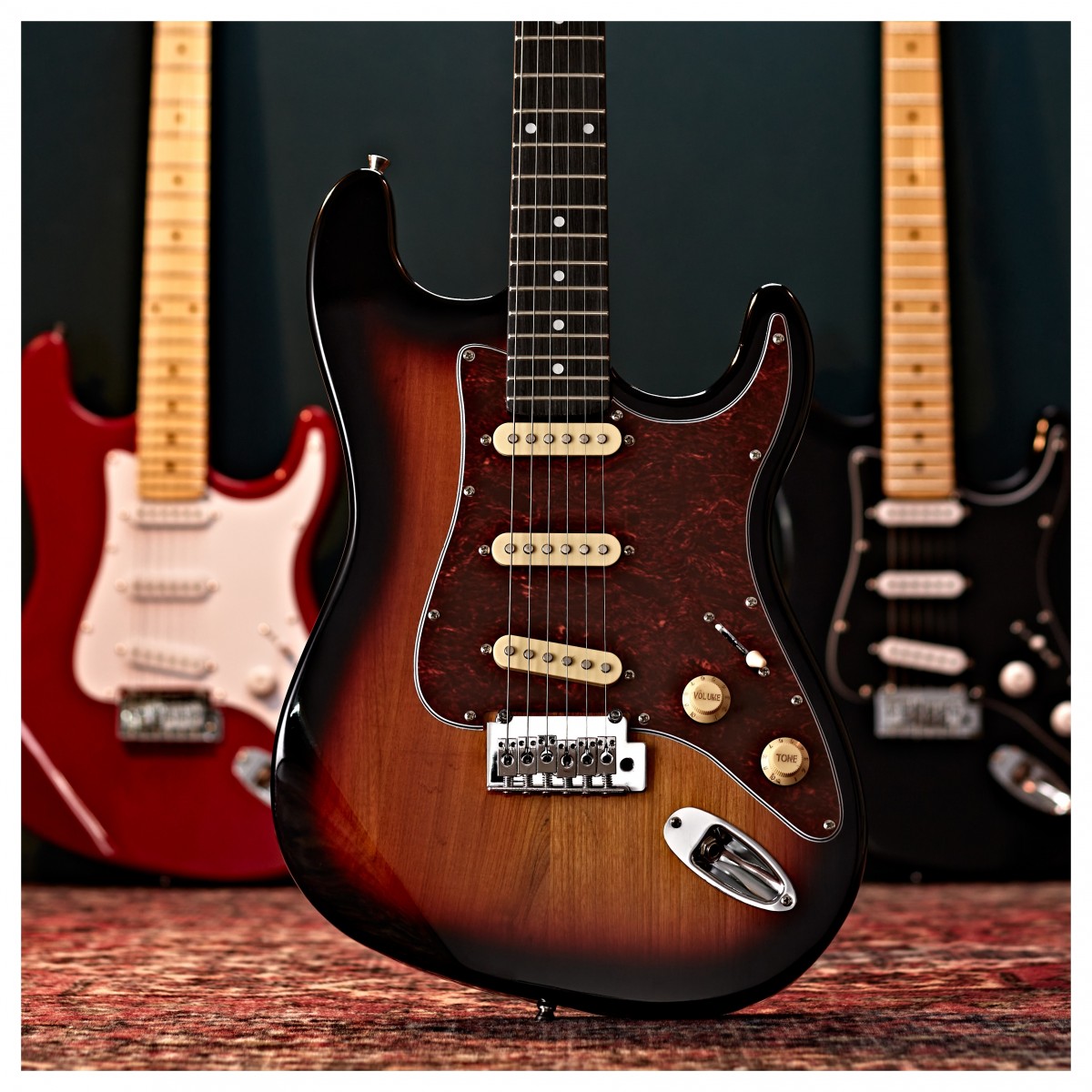 LA Select Electric Guitar Sunburst 15W Guitar Amp & Accessory Pack