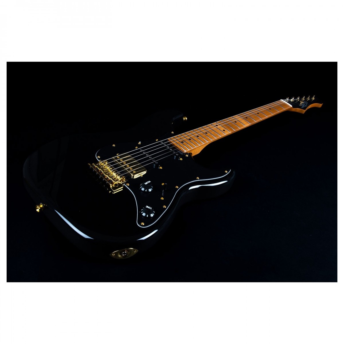 JET Guitars JS-400 HSS Roasted Maple Black