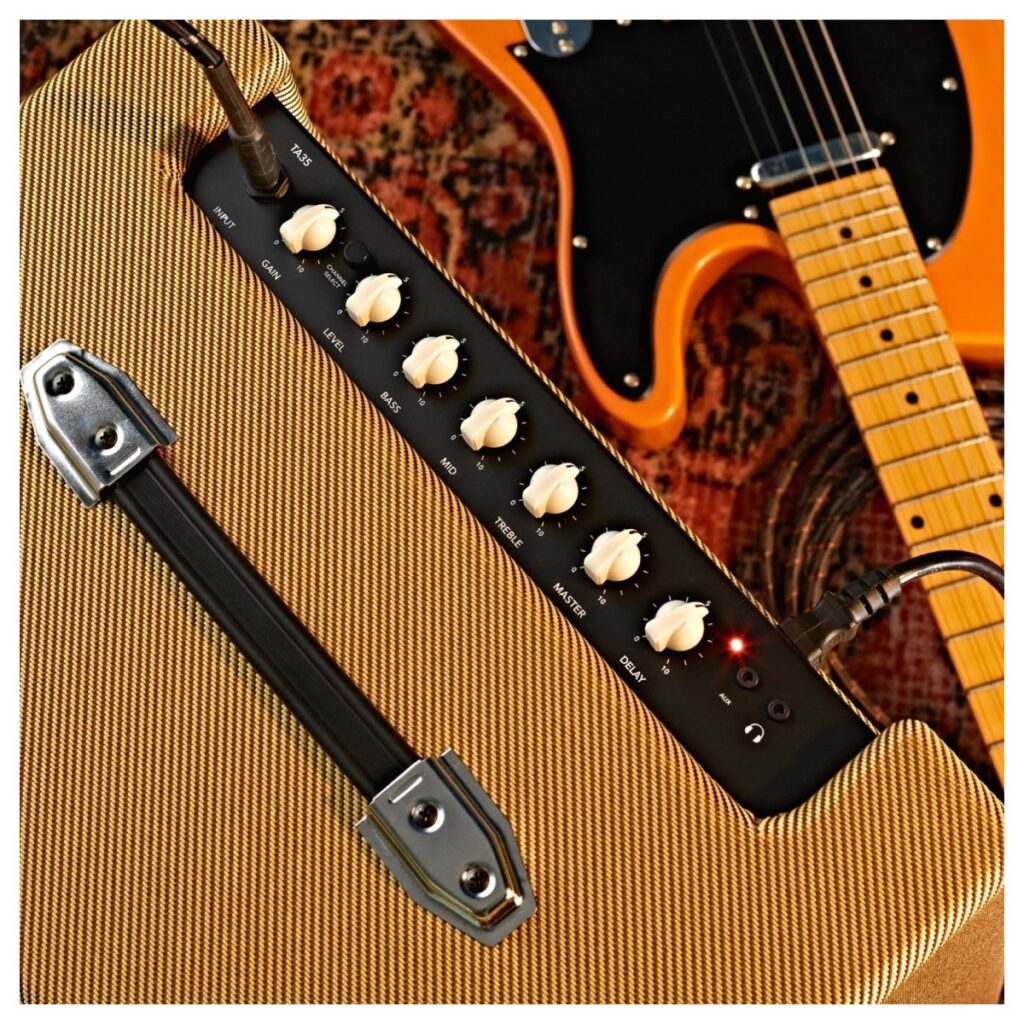 35W Tweed Electric Guitar Combo Amplifier by Gear4music