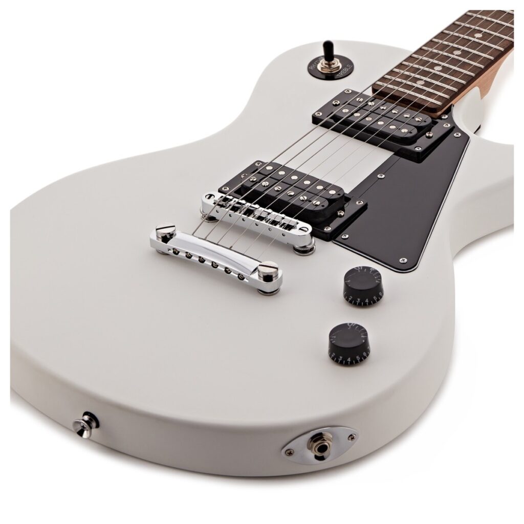 New Jersey Electric Guitar White 10W Guitar Amp & Accessory Pack