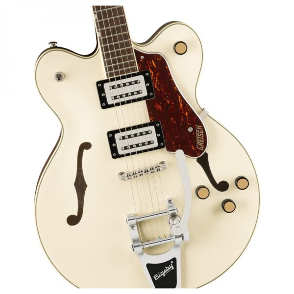 Gretsch G2622T Streamliner Center Block Double-Cut with Bigsby Vintage White