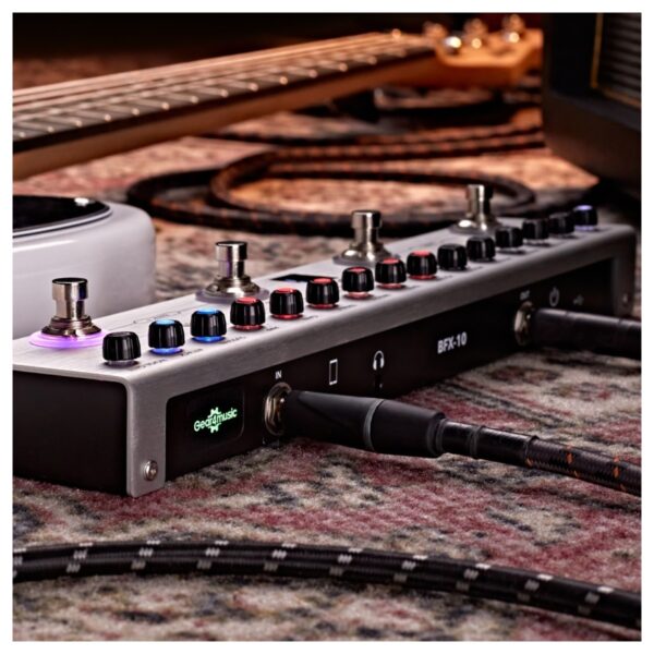 Bass Multi Effects Pedal - Image 3