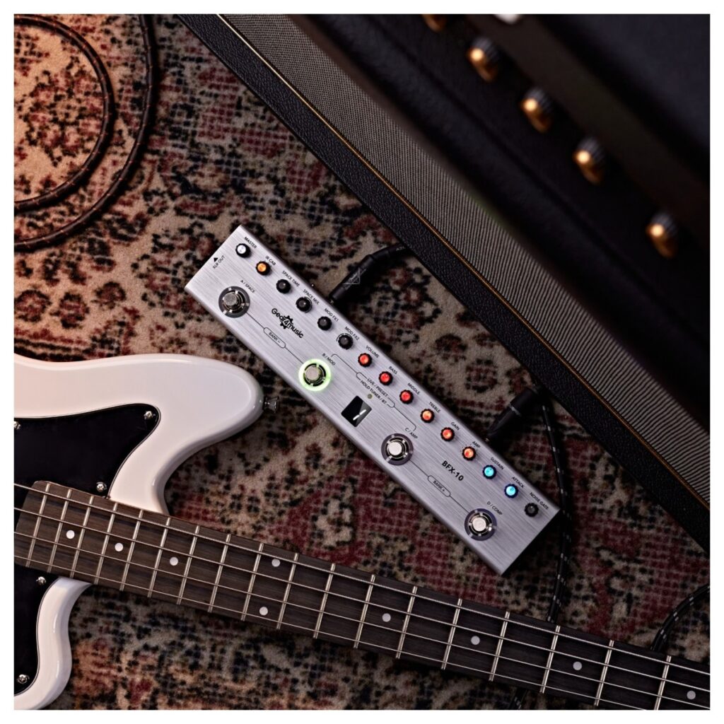 Bass Multi Effects Pedal